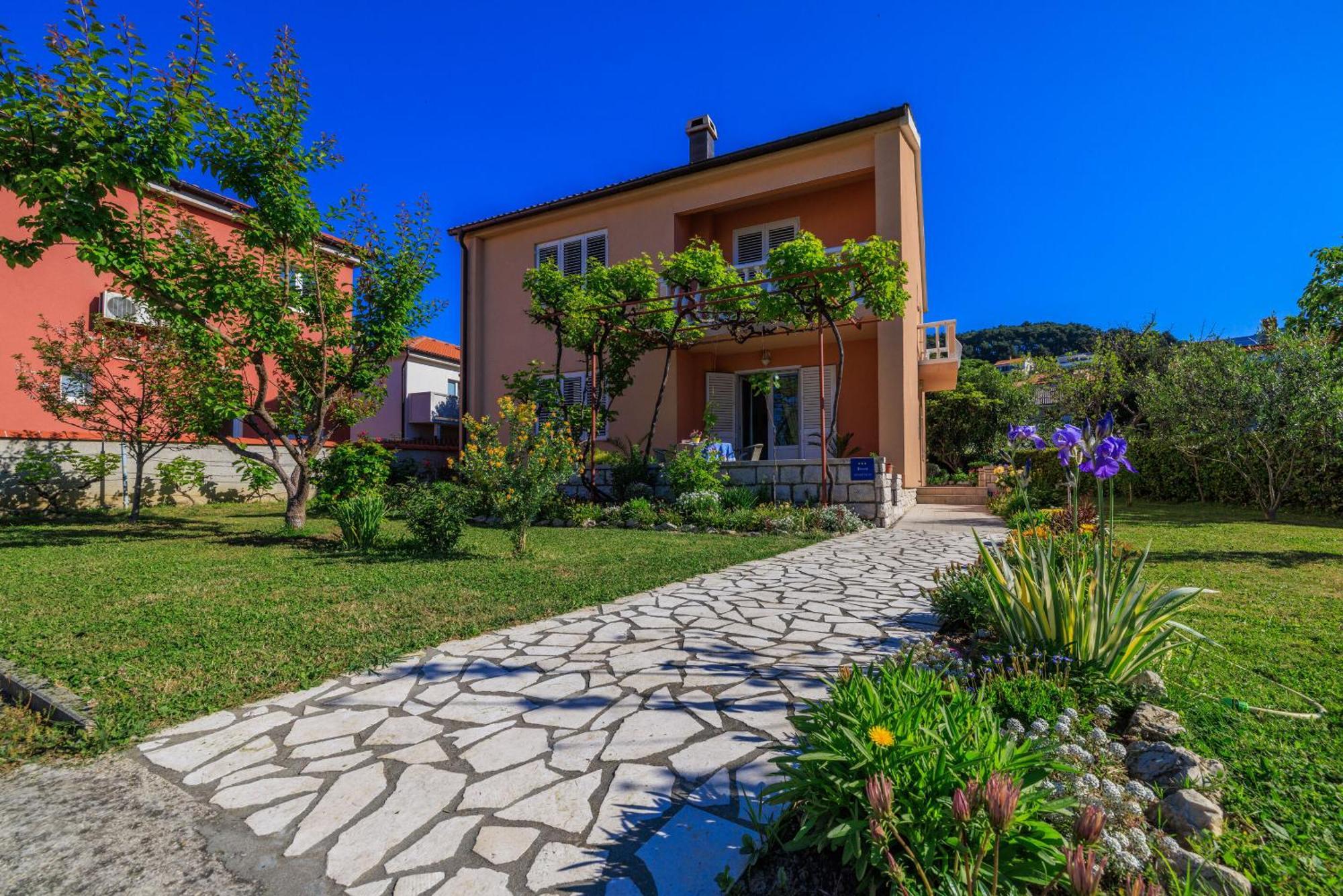 Apartment Zdravka Banjol Εξωτερικό φωτογραφία